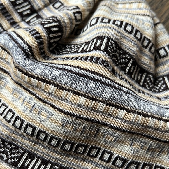 Turtle fur beanie - Picture 3 of 3